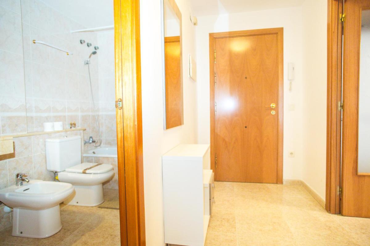 Al29 Playa Fenals Appartement